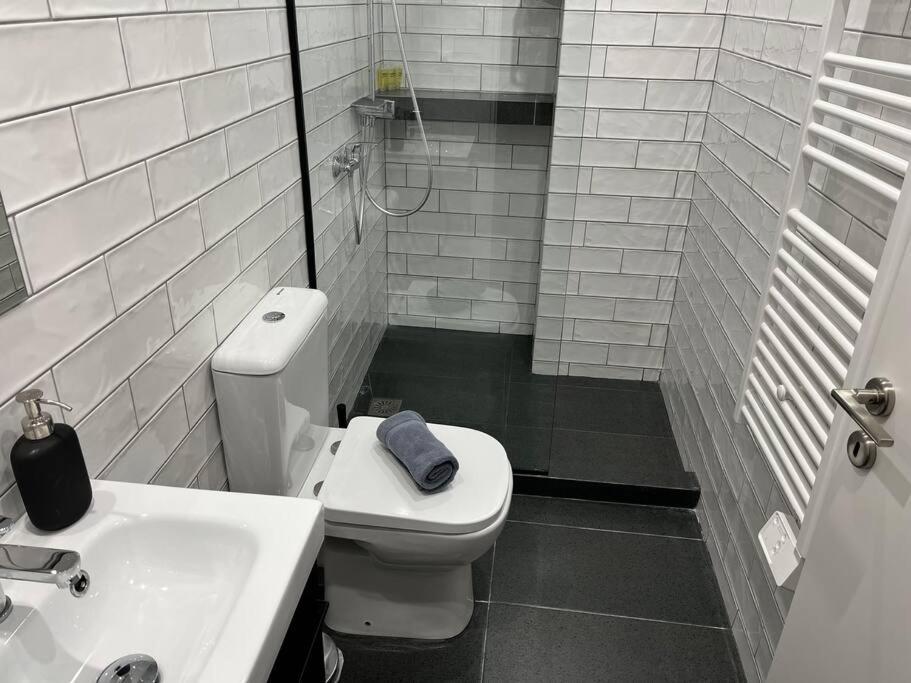 Industrial Studio / Alios 4 / Hilton Area Athens Ngoại thất bức ảnh